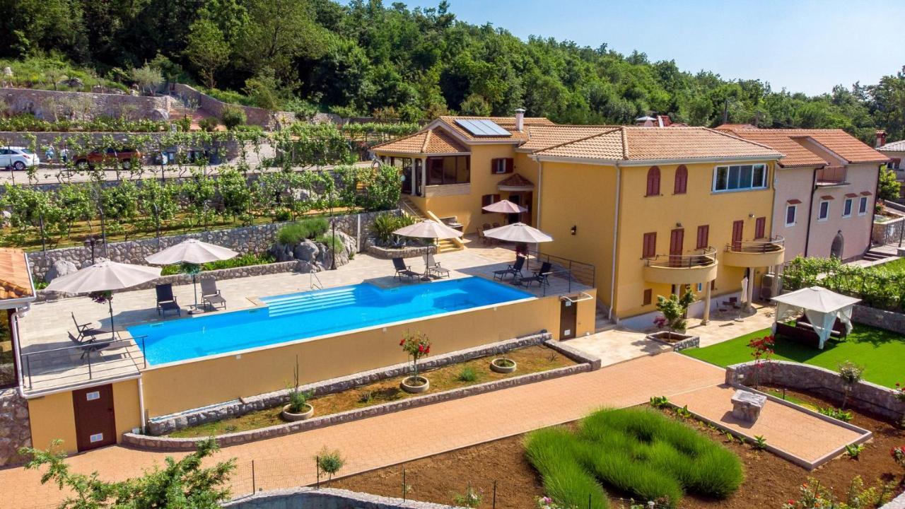 Apartments Villa Bv Опатия Экстерьер фото
