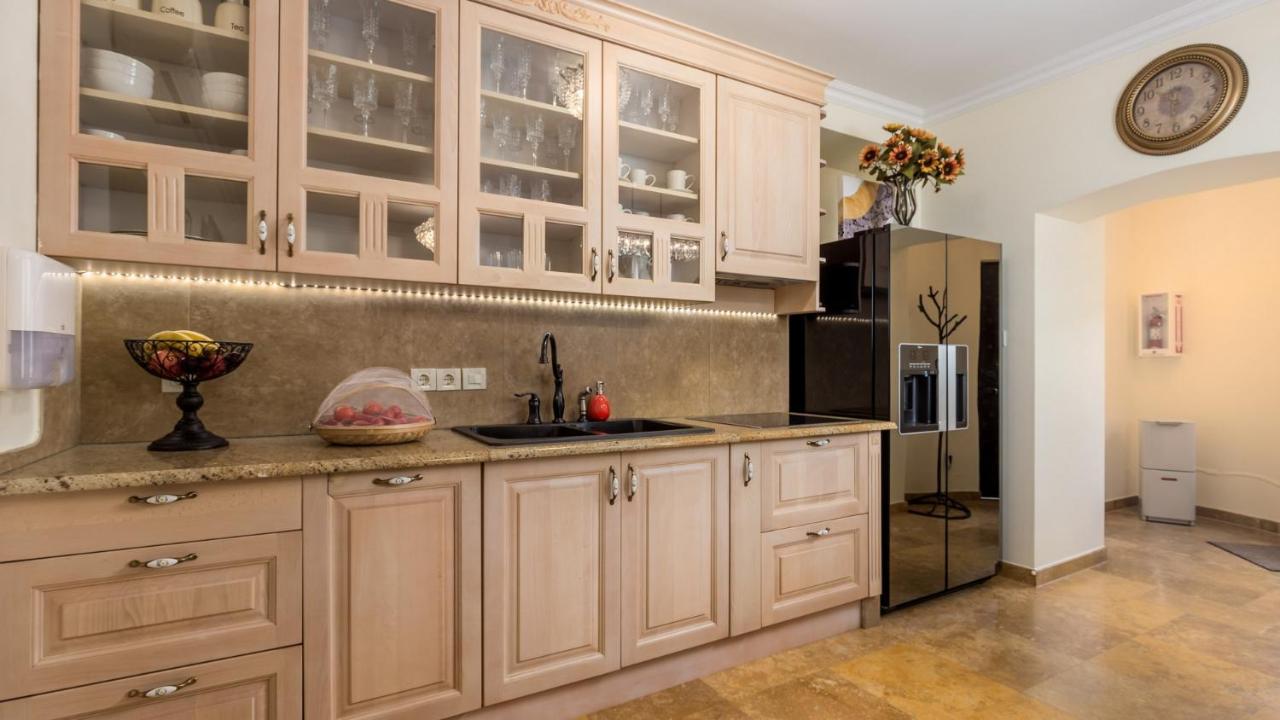 Apartments Villa Bv Опатия Экстерьер фото