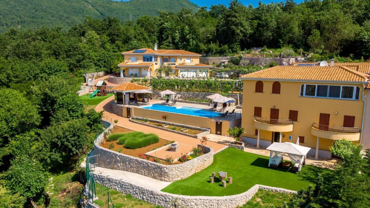 Apartments Villa Bv Опатия Экстерьер фото